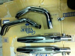 スポーツスター　純正マフラーエキパイセット　０４以降_1