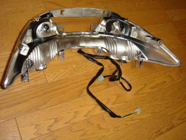スカイウェイブ250用　LEDテールランプ　CJ44A　CJ45A　CJ46A スカイウェイブ250用 LEDテールランプ CJ44A CJ45A CJ46A - メルカリ