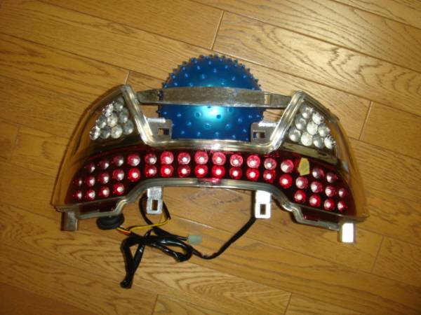 スカイウェイブ250用　LEDテールランプ　CJ44A　CJ45A　CJ46A スカイウェイブ250用 LEDテールランプ CJ44A CJ45A CJ46A - メルカリ