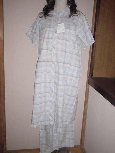 マタニティパジャマ かわいいチェック ｍ 半袖授乳口付 パジャマ 売買されたオークション情報 Yahooの商品情報をアーカイブ公開 オークファン Aucfan Com