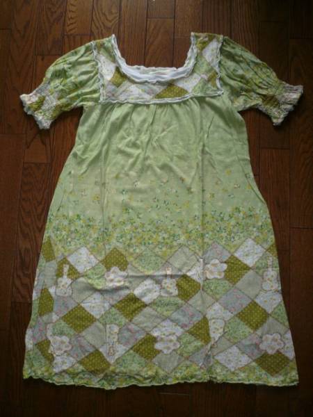 花とギター ワンピース Hana To Guitar Puffyパラビオン Mサイズ 売買されたオークション情報 Yahooの商品情報をアーカイブ公開 オークファン Aucfan Com