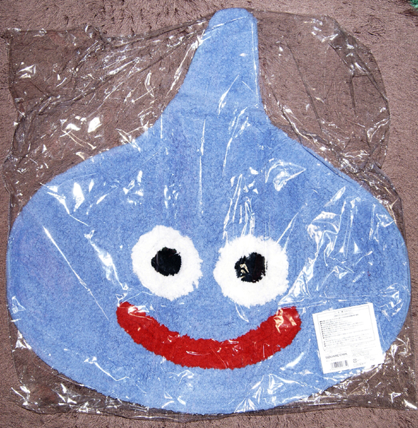 ドラクエ スマイルスライム フロアマット ドラゴンクエスト 売買されたオークション情報 Yahooの商品情報をアーカイブ公開 オークファン Aucfan Com