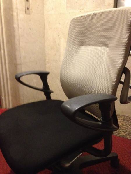 ITOKI（イトーキ）LEVINO(レビーノチェア)ハイバック ループ肘付_3