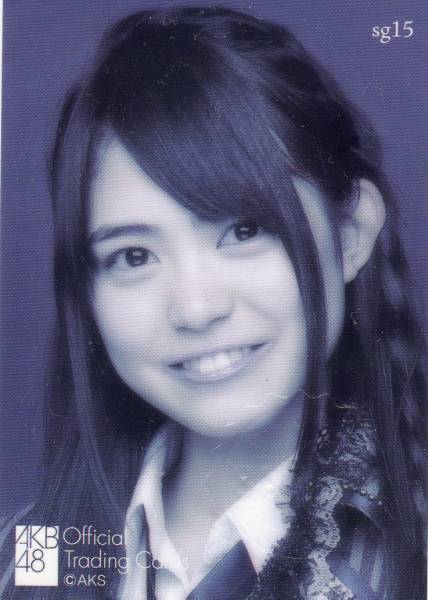 ＡＫＢ４８オフィシャルトレカＶｏｌ．１　前田亜美サイン_2