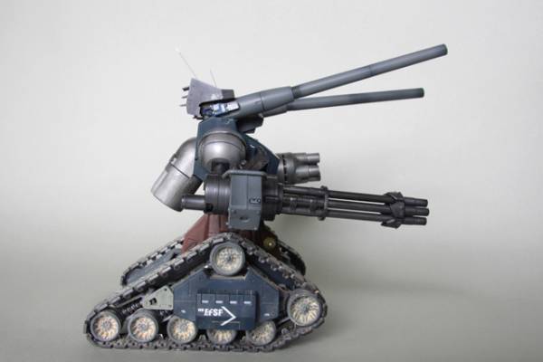 MGガンタンク塗装済み完成品1/100_2