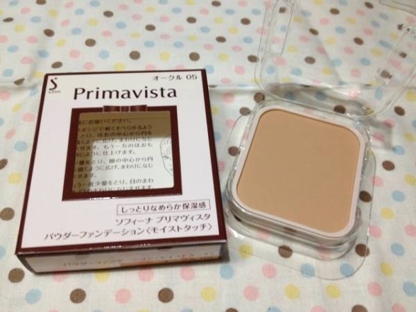 プリマヴィスタ パウダーファンデーション(モイスト)オークル05_1