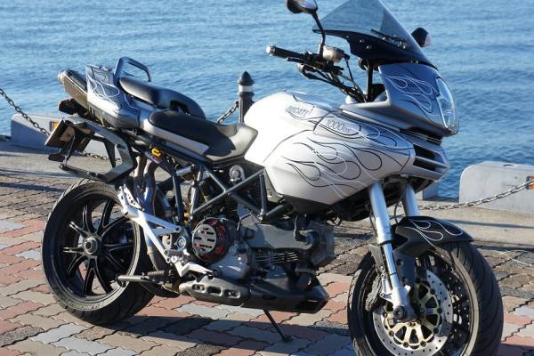 バイク ジ*ン様 最終値下げドカティムルティストラーダ 1000DS/S REMUS製マ