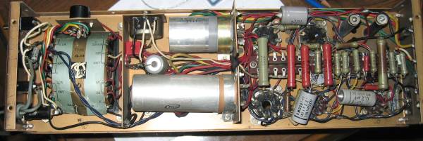 SANSUI の古い真空管アンプ Q-55 2台セット、要修理品です！(本体