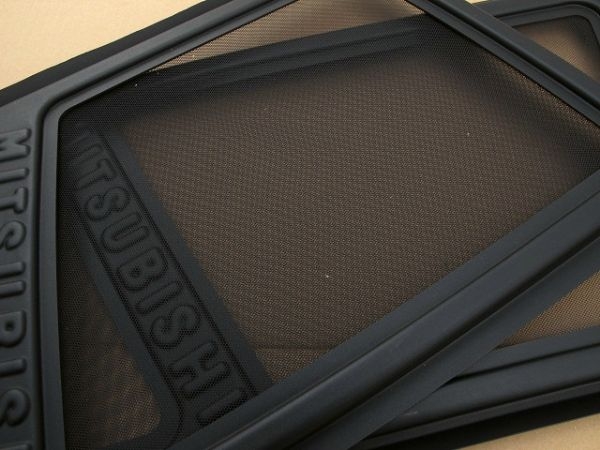 デリカスペースギア　純正品 網戸 ○デリカ スペースギア 後期 純正OP 網戸 バグネット 未使用品○(三菱