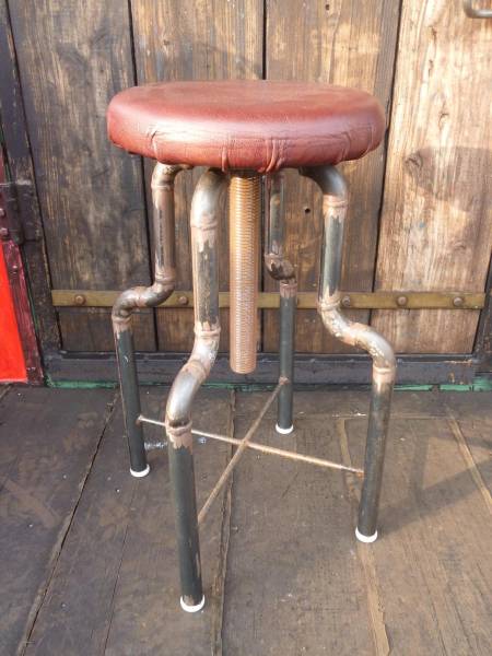 アイアンボルトチェアー　レザータイプ　店舗什器　1円～_1