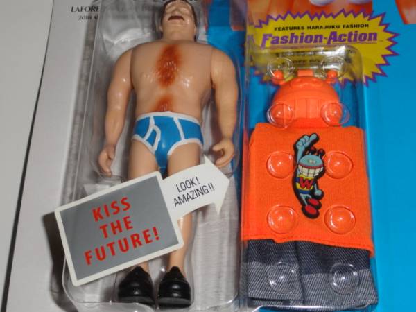 得価，お得】 W< ラフォーレ原宿20周年記念フィギュア Walter Van