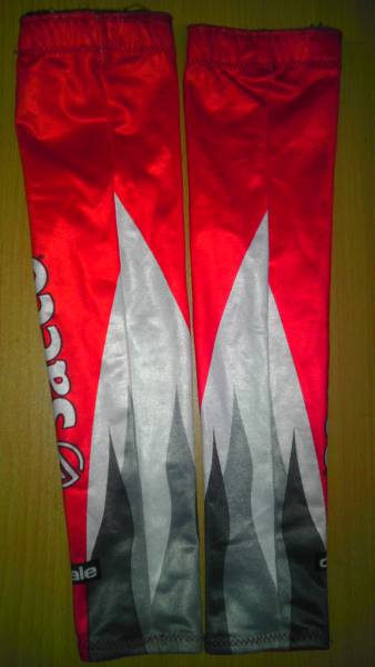 キャノンデール　アームウォマー　ほぼ新品中古　10円～！_2