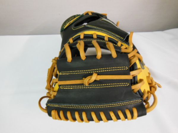 美品 TIGORAティゴラ キャッチャーミット 右投軟式用 黒(捕手用)｜売買