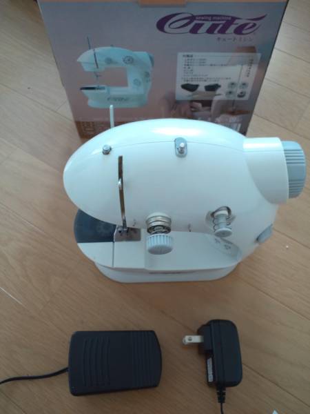 ☆1円スタート☆　キュートミシン_1