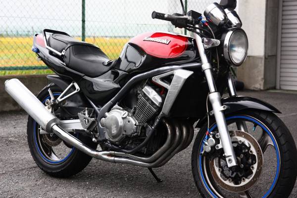 ☆バリオス☆Z1ルック☆火の玉カラー☆規制前☆フルエキ付☆(126cc