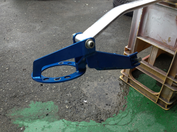 スイフトスポーツクスコ製タワーバー中古品_2