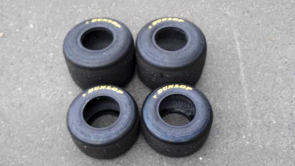 ダンロップハイグリップタイヤＤＥＭ【中古】_1