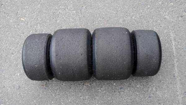 ダンロップハイグリップタイヤＤＥＭ【中古】_2