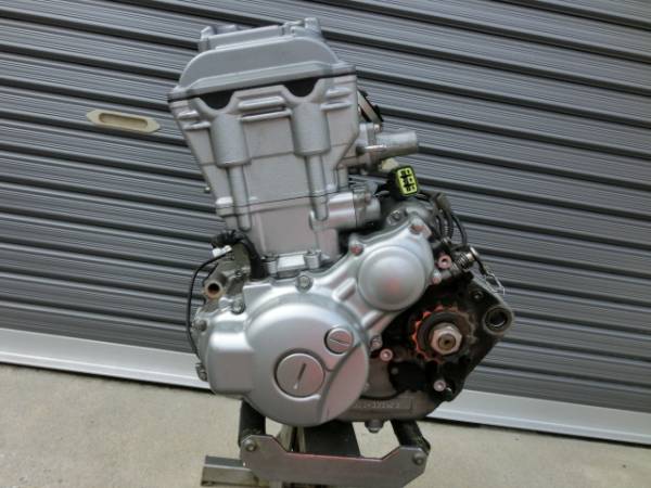 ☆WR250R エンジンAssy ジャンク品 部品取りに WR250X(エンジン本体