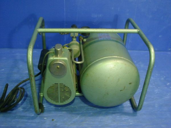 Makita マキタ 電動工具 エアコンプレッサー 現場工事 AC4531の入札 