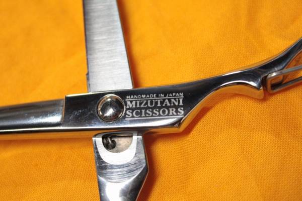 J プロ用 はさみ ミズタニ シザース スプリングホッパー その他 売買されたオークション情報 Yahooの商品情報をアーカイブ公開 オークファン Aucfan Com