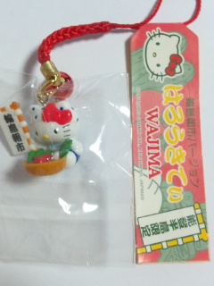 ★ご当地キティ★　能登半島限定　輪島朝市　2003年　根付_1