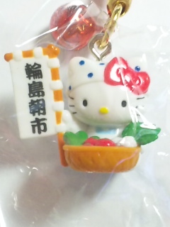 ★ご当地キティ★　能登半島限定　輪島朝市　2003年　根付_2