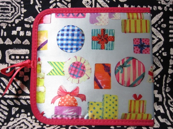 可愛い スイーツ柄 Cdケース Dvdケース ポップ キュート 収納ケース 収納箱 売買されたオークション情報 Yahooの商品情報をアーカイブ公開 オークファン Aucfan Com