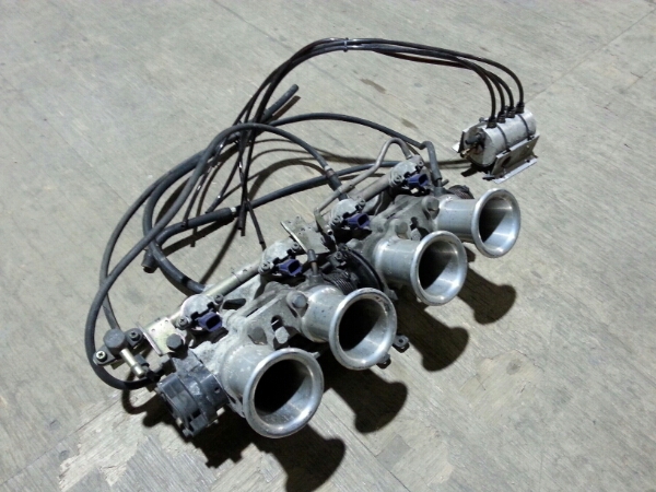 東名 TOMEI 4連スロットル 4スロ S13SR20DEシルビア180SX(過給器本体