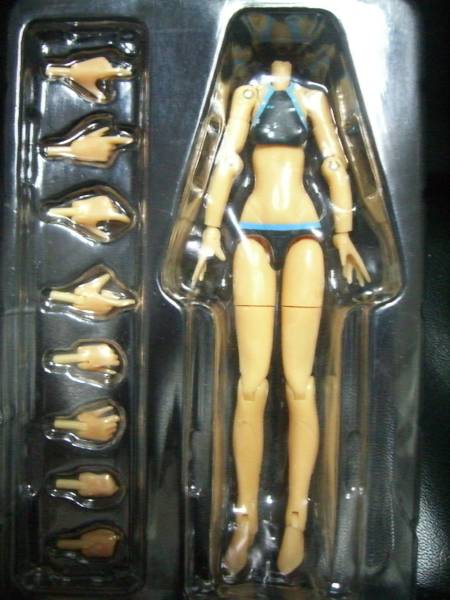 武装神姫 ストラーフMk.2 水着素体_1