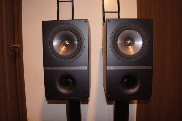 KEF☆Q300☆中古☆超美品☆スタンド＋インシュレータ付☆(KEF)｜売買 