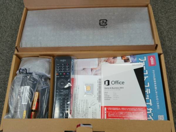 未使用 富士通 FMVF54KDY ESPRIMO FH54/KD Win8 地デジ FHD液晶(モニタ 