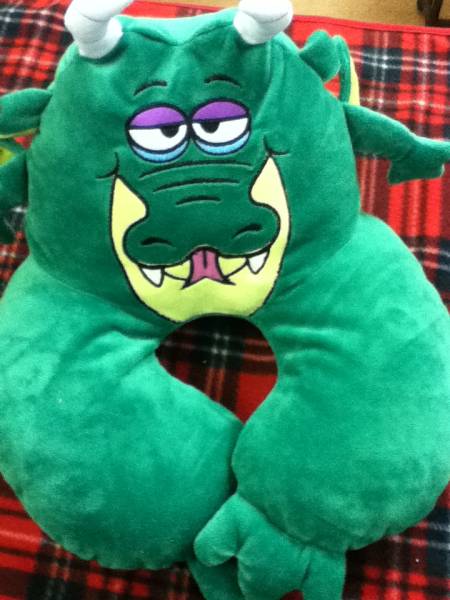 コストコ ナギーナッパーズ ネックピロー くびまくら 怪獣 枕 売買されたオークション情報 Yahooの商品情報をアーカイブ公開 オークファン Aucfan Com