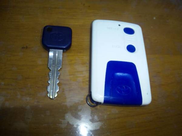 トヨタ デュエット 電子カードキー スマートキー トヨタ用 売買されたオークション情報 Yahooの商品情報をアーカイブ公開 オークファン Aucfan Com