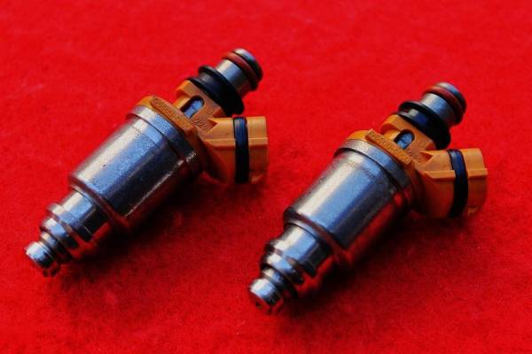 SUZUKI TL1000S インジェクター インジェクション used 30323(スズキ用