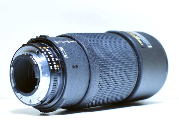 Nikon ED AF NIKKOR 80-200mm 2.8 D_2