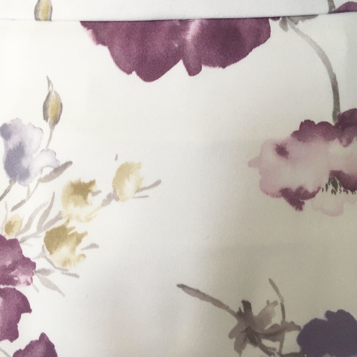 ミッシュマッシュ Misch Masch 花柄スカート 美人百花 田中みな実さん着用 スカート 売買されたオークション情報 Yahooの商品情報をアーカイブ公開 オークファン Aucfan Com