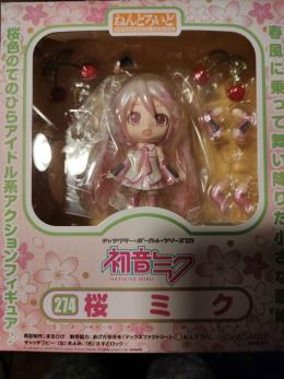 ねんどろいど 桜ミク 初音ミク 初音ミク 売買されたオークション情報 Yahooの商品情報をアーカイブ公開 オークファン Aucfan Com