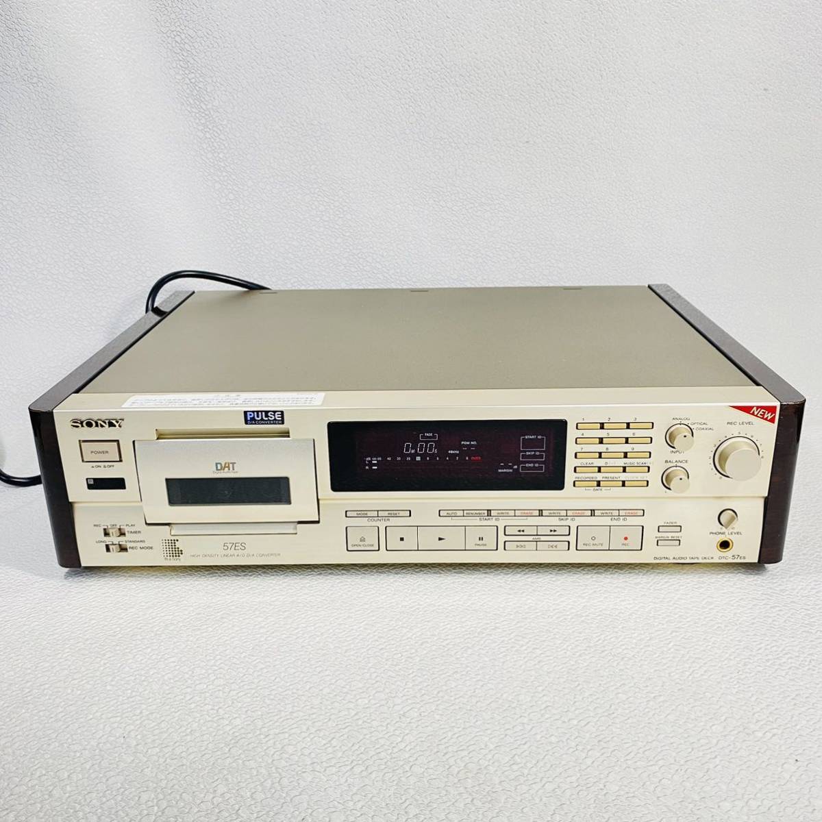 DAT WALKMAN ウオークマン SONY ソニー TCD-d8 ポータブルDAT