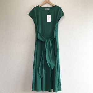 ギャラリービスコンティ ワンピースのヤフオク の相場 価格を見る ヤフオク のギャラリービスコンティ ワンピース のオークション売買情報は67件が掲載されています