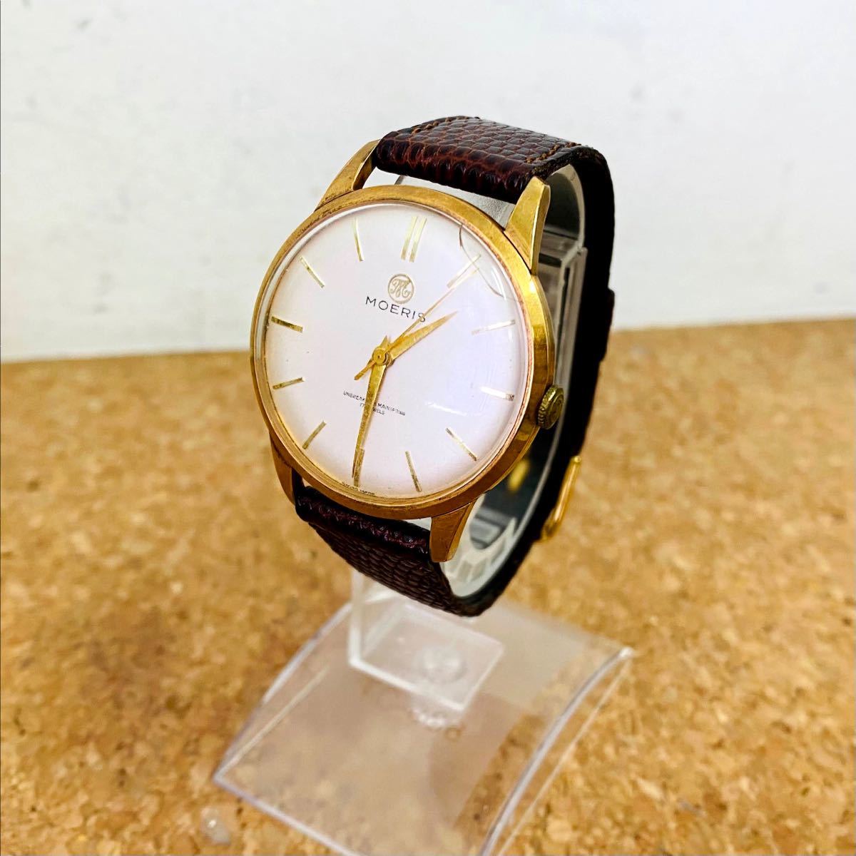 動作品　MOERIS 17JEWELS GRANDS PRIX 手巻き　ケースにヒビあり　コンパクト発送　 i5380　