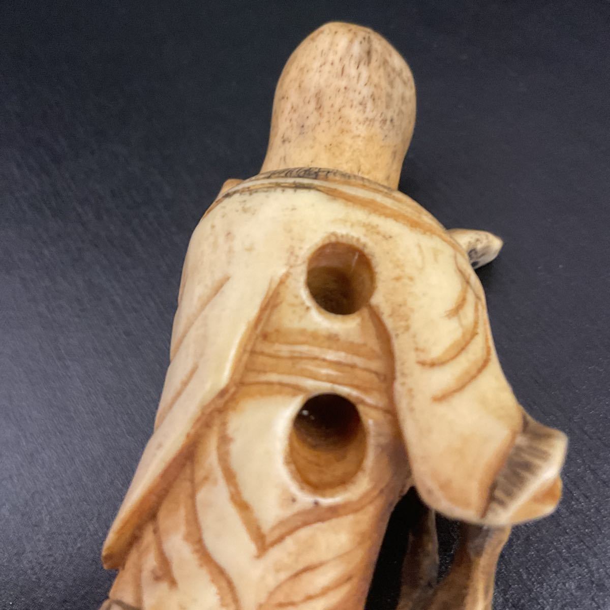 古美術 骨董 彫刻 時代物 根付 寿老人 寿老人木彫根付 - 文化遺産オンライン 牛に人物根付 古好屋 七福神根付