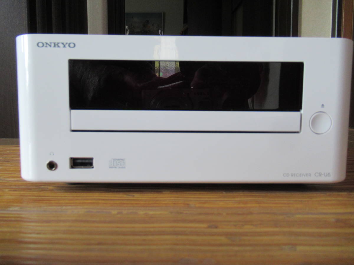 ONKYO CR-U6 （白と黒）2台 （ジャンク品）と リモコン 1個 ONKYO CR-