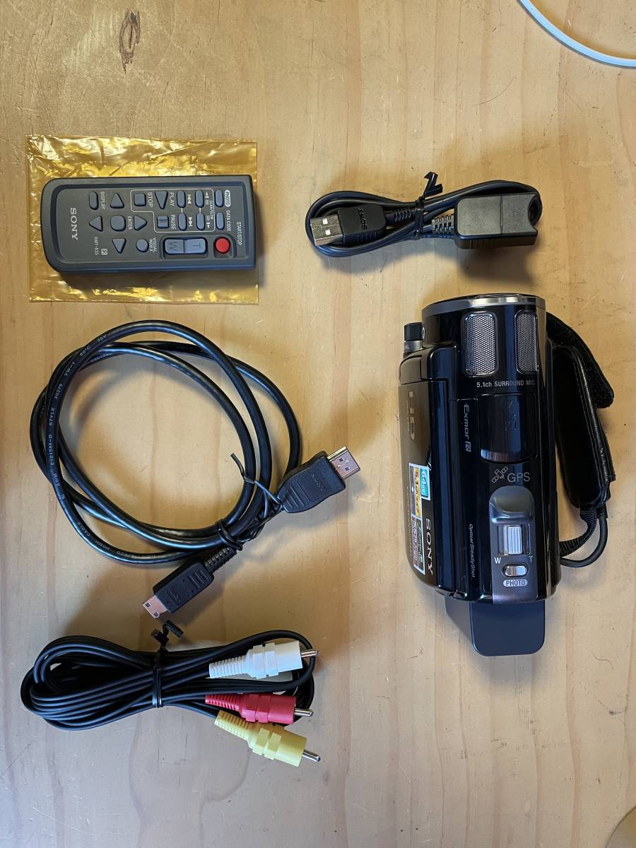 SONY HDR-CX500 ビデオカメラ 本体 Sony HDR-CX500V Handycam® 32GB HD