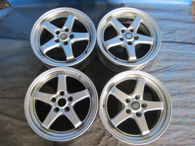 希少品 レア　純正 ヒュンダイ HYUNDAI FXクーペ ホイール ホイル 52910-2C400 17x7J ET46 HF1701 4本セット 5本スポーク