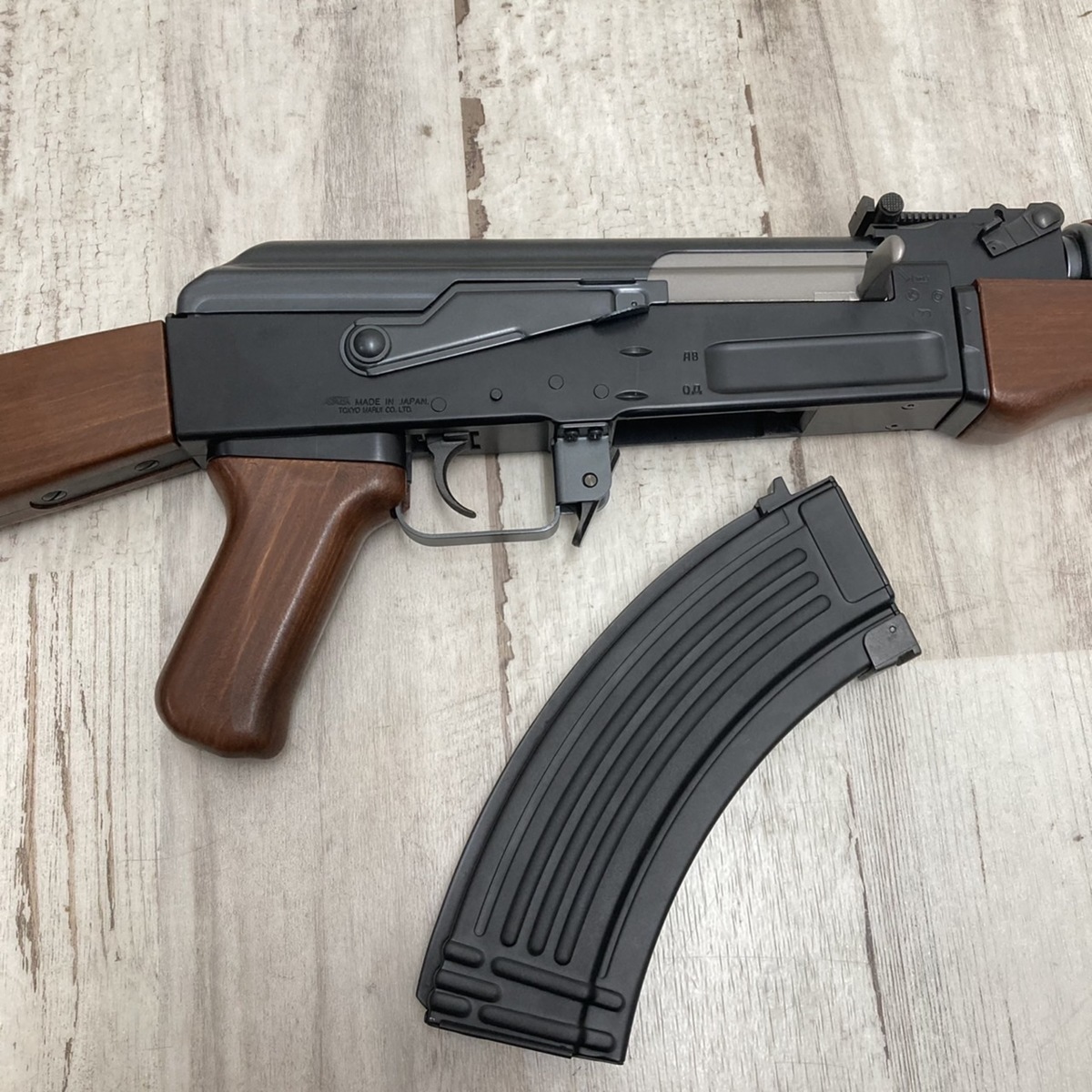 東京マルイ AK47 電動ガン ホップアップシステム コレクション品 東京