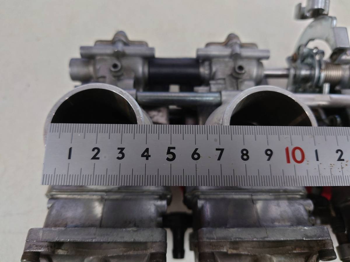 x1004961218.6