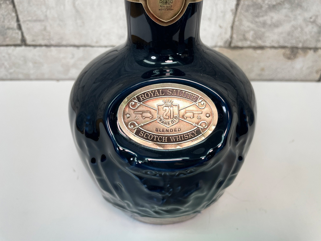 シーバスブラザーズ ロイヤル サルート ROYAL SALUTE スコッチ