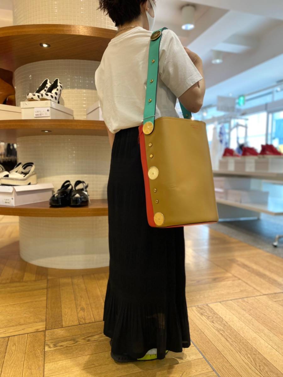 未使用 MARNI マルニ 19SS パネル レザー トートバッグ ショルダー 