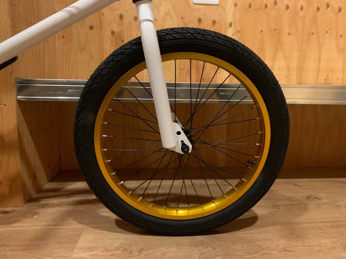 売り切り BMX 20インチ 白×金/ クロスバイク マウンテンバイク 自転車 